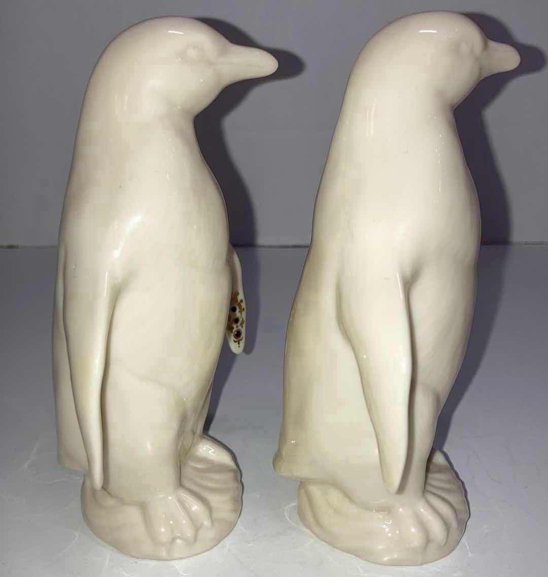 Photo 3 of LENNOX CHINA JEWELS PENGUIN PORCELAIN FIGURINES (2) H5.5