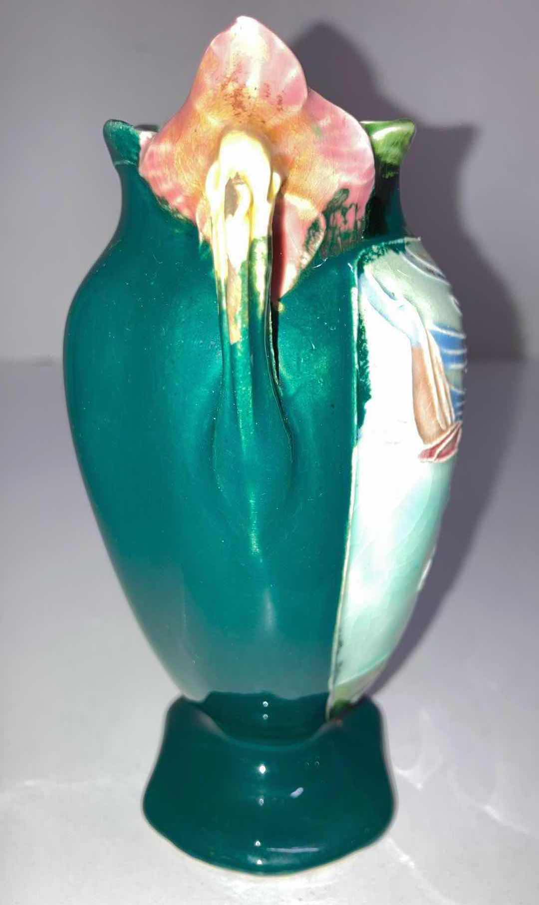 Photo 1 of 1900s MAJOLICA BOY IN SNOW COLORFUL VASE H5.75”
