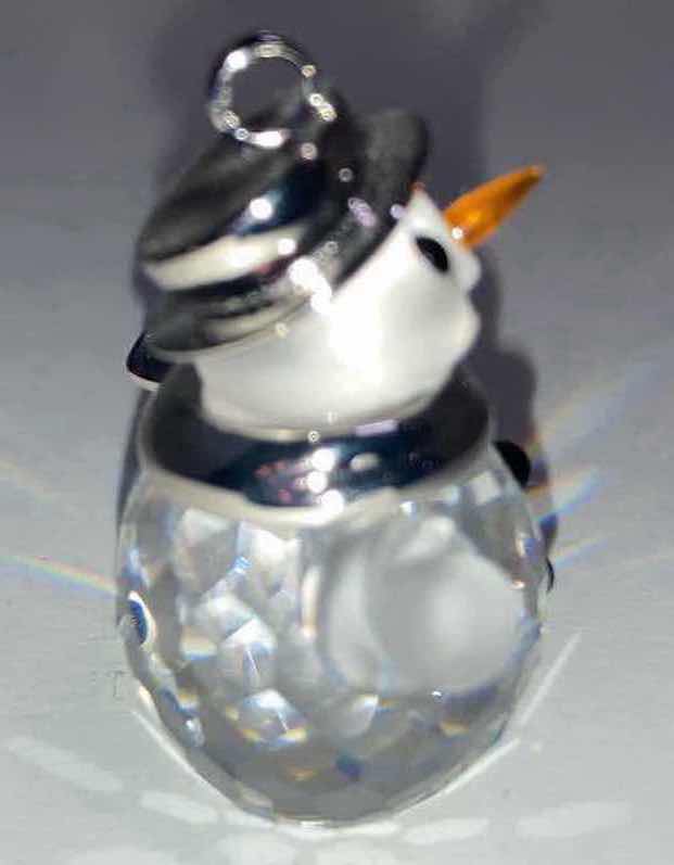 Photo 1 of  SWAROVSKI CRYSTAL CLASSIC SNOWMAN RHODIUM ORNAMENT H1.5”
