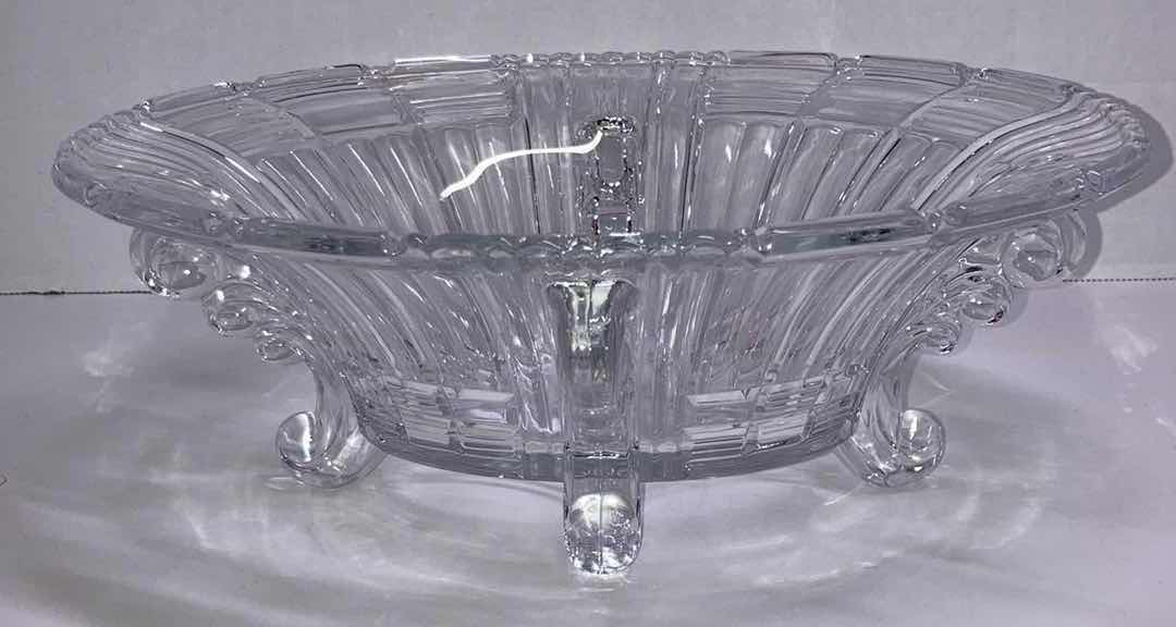 Photo 3 of INDIANA GLASS FOOTED CONSOLE BOWL SET W CANDELSTICK HOLDERS (10” X 8.5” H3.75” & H5.5”)