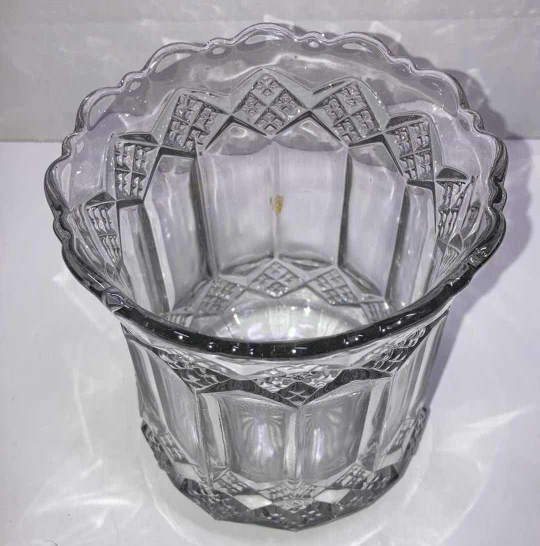 Photo 1 of IMPERIAL CELERY GLASS VASE 4.5” X H5.6”