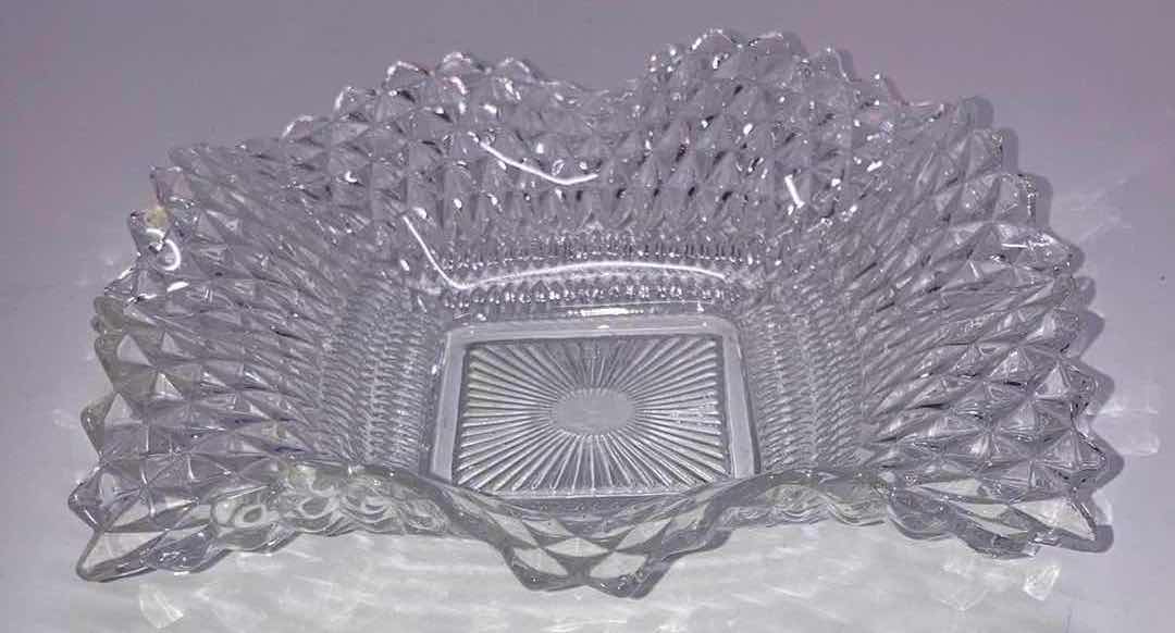 Photo 1 of FEDERAL GLASS CO DIAMOND POINT DESIGN SQUARE CANDY DISH 7”