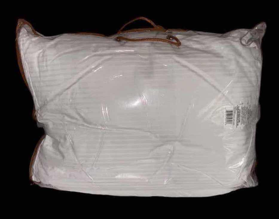 Photo 3 of NEW ISOTONIC INDULGENCE BACK/STOMACH STANDARD/QUEEN SLEEPER PILLOW 28” X 20”