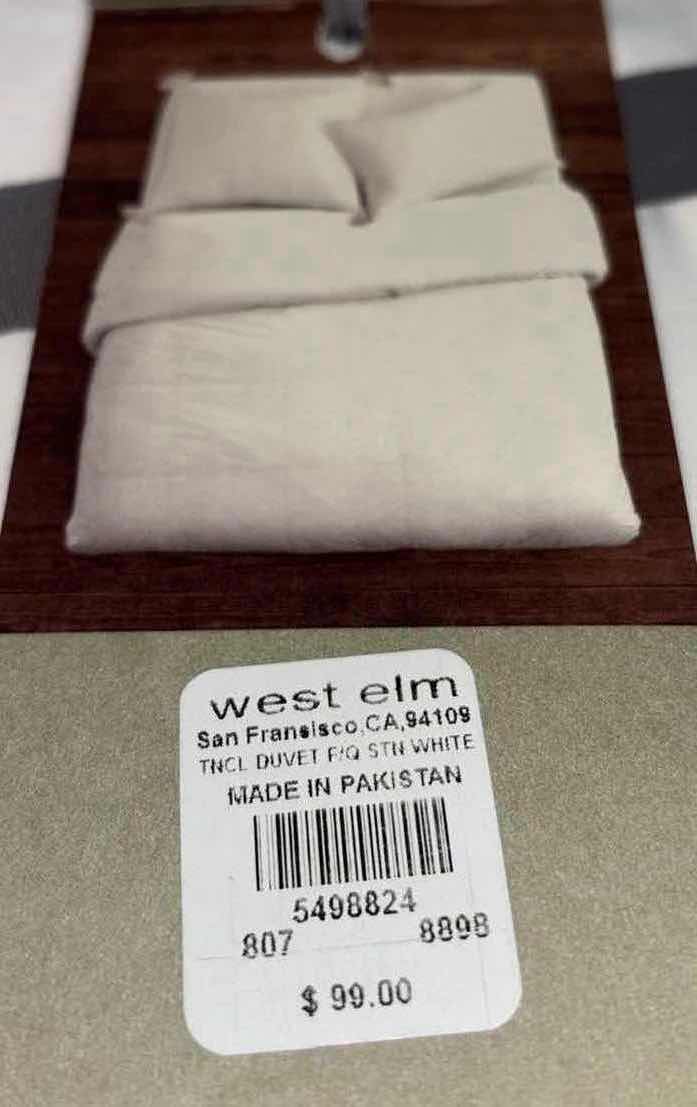 Photo 1 of NEW WEST ELM ORGANIC FULL/QUEEN DUVET COVER, WHITE (92” X 88”)