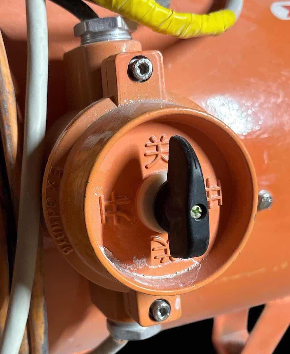 Photo 5 of 12” INDUSTRIAL POWERFUL PORTABLE 110V AXIAL FAN VENTILATOR & PVC FLEXIBLE DUCT HOSE (BSFT-300)