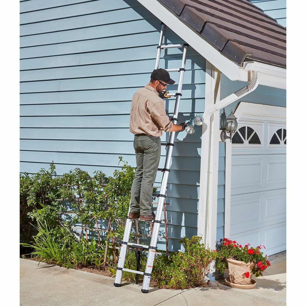 Photo 1 of FRANKLIN 14 FT REACH PORTABLE TELESCOPING LADDER, TYPE I, 250LB CAPACITY