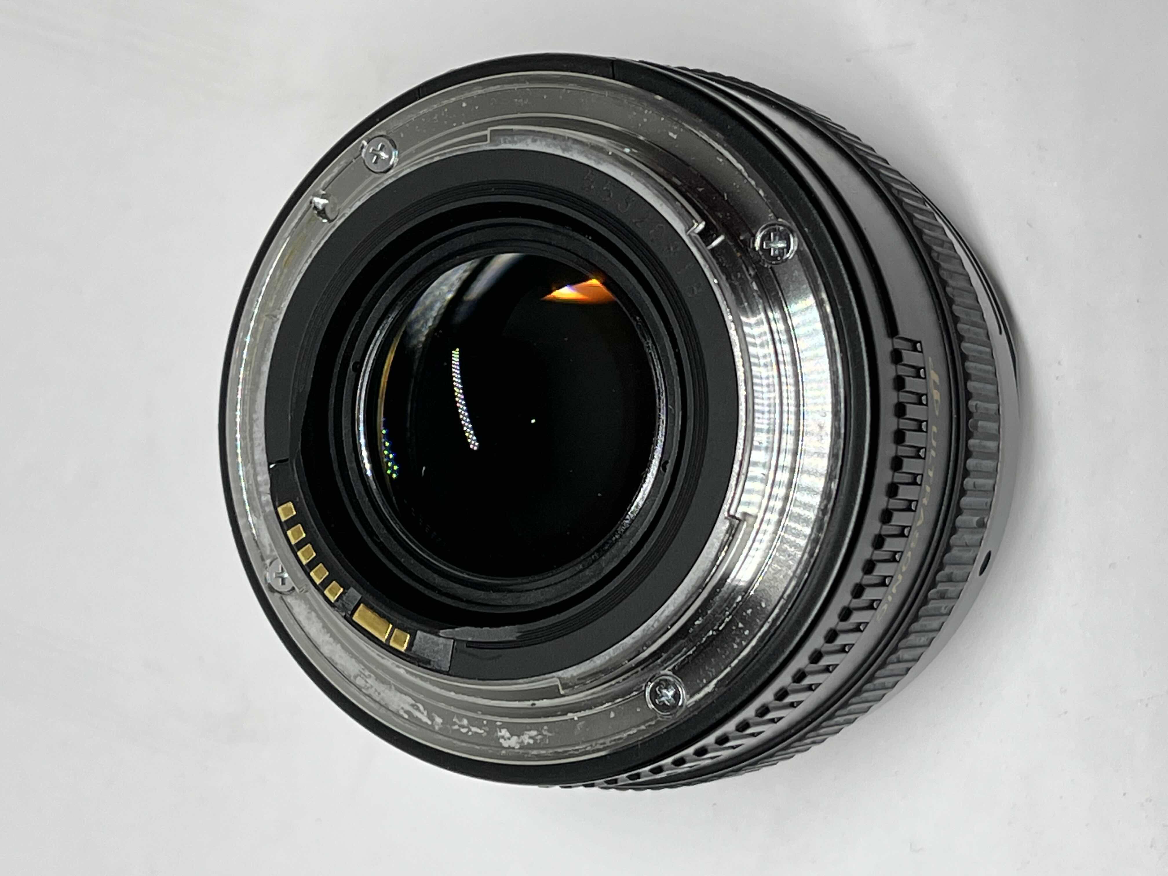 Photo 4 of CANON ULTRASONIC EF 50MM F/1.4 USM CAMERA LENS