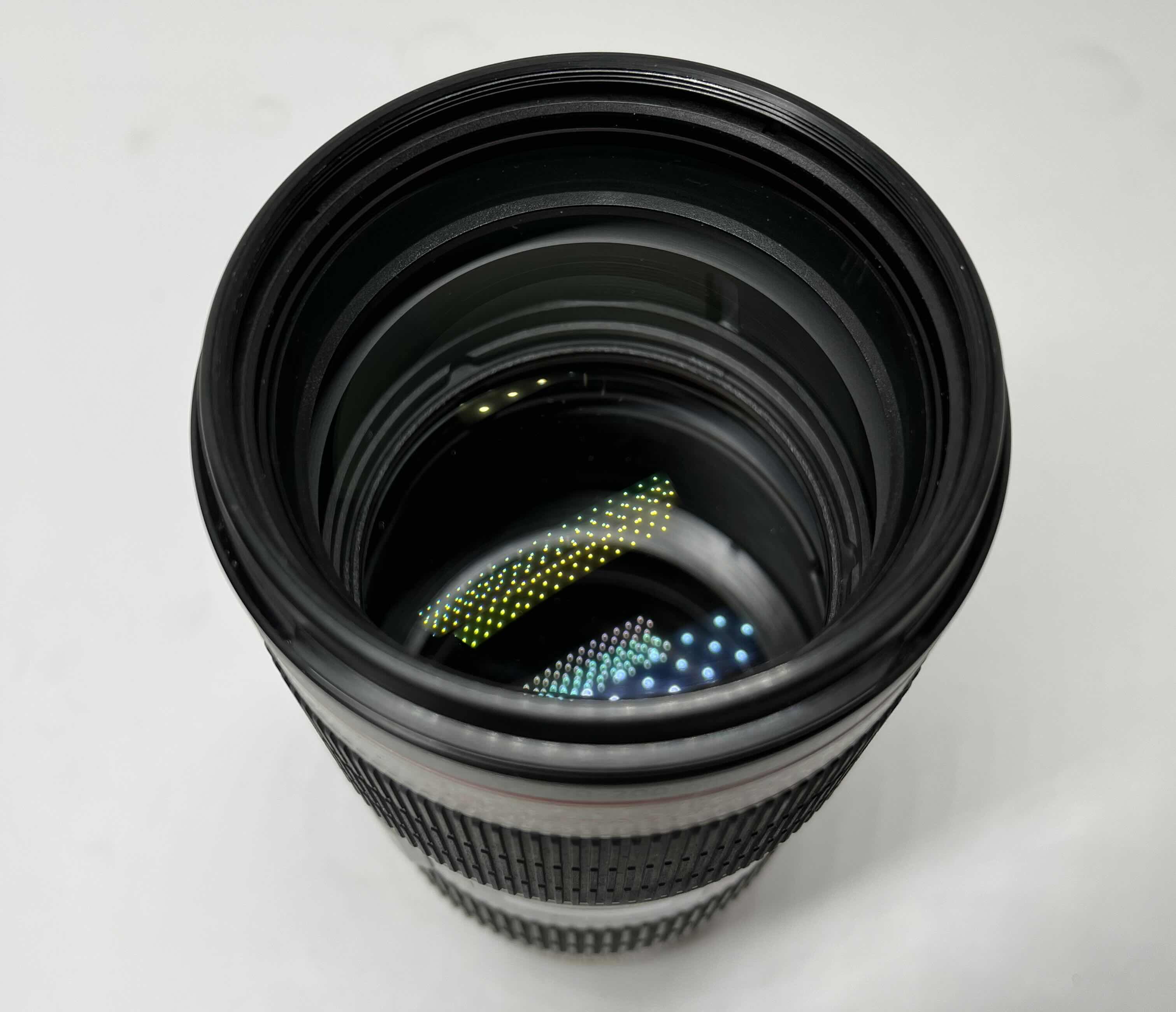 Photo 4 of CANON ULTRASONIC IMAGE STABILIZER EF 70-200MM F/2.8L IS II USM CAMERA LENS W CANON HOOD MODEL ET-87