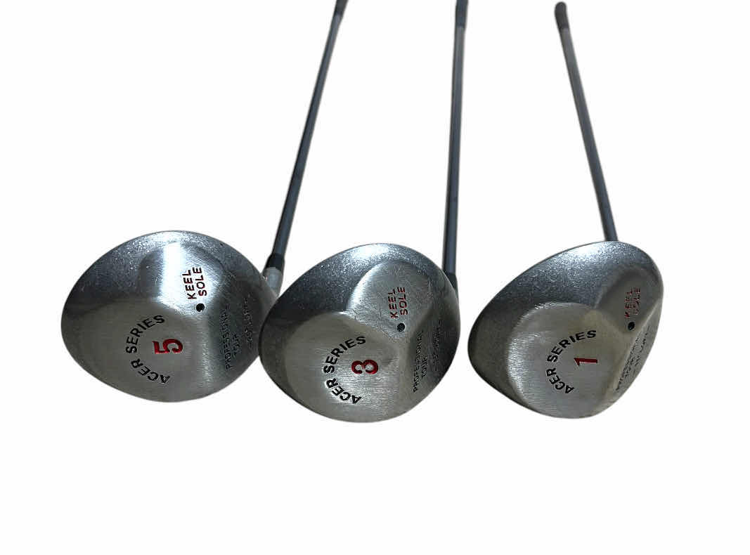 Photo 1 of ACER SERIES KEEL SOLE ADVANTAGE TOUR SERIES 3500 GRAPHITE GOLF DRIVERS 1, 3, 5 W GOLF CLUB SLEEVES (3)