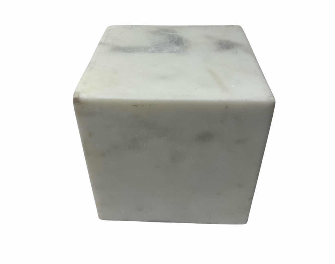 Photo 1 of DIAMOND HOME SOLID MARBLE & WOOD SPLIT CUBE DECOR 5” X 5”