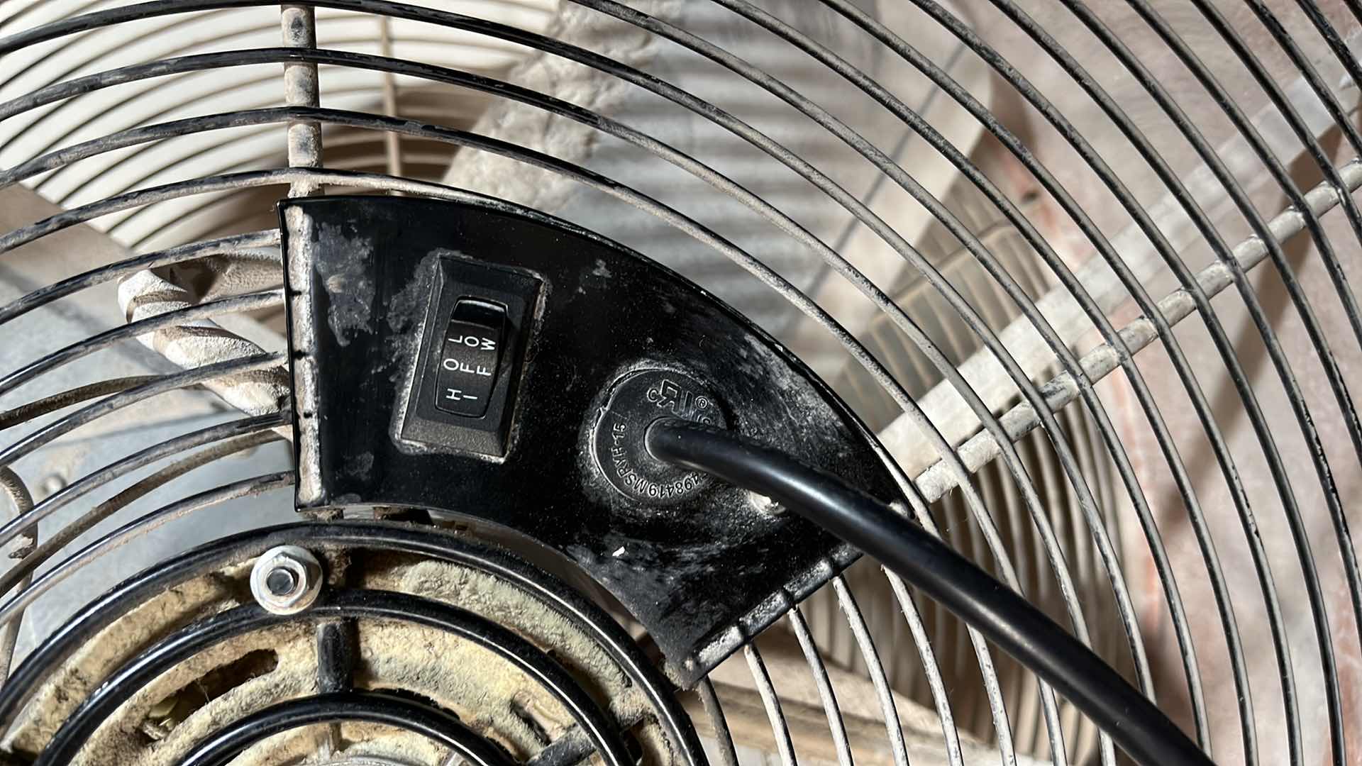 Photo 1 of COMMERCIAL ELECTRIC ORANGE 24” HEAVY-DUTY 2 SPEED DRUM FAN 1002 818 404