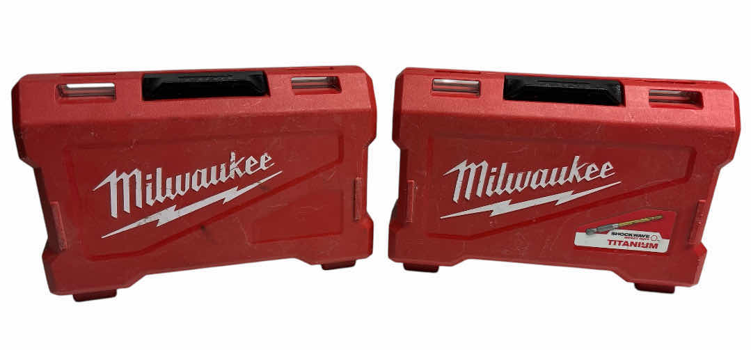 Photo 4 of MILWAUKEE SHOCKWAVE IMPACT DUTY SCREWDRIVER 51 PC BIT SET & TITANIUM TWIST DRILL BIT 12 PC SET