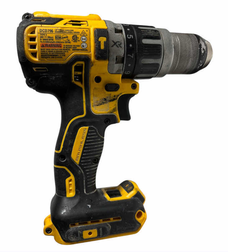 Photo 1 of DEWALT BRUSHLESS HAMMERDRILL (DCD796) /IMPACT DRIVER (DCF887) COMBO KIT W 2 BATTERIES & CHARGER (DCK287D1M1)
