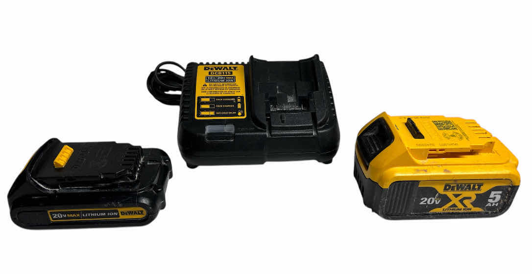 Photo 4 of DEWALT BRUSHLESS HAMMERDRILL (DCD796) /IMPACT DRIVER (DCF887) COMBO KIT W 2 BATTERIES & CHARGER (DCK287D1M1)