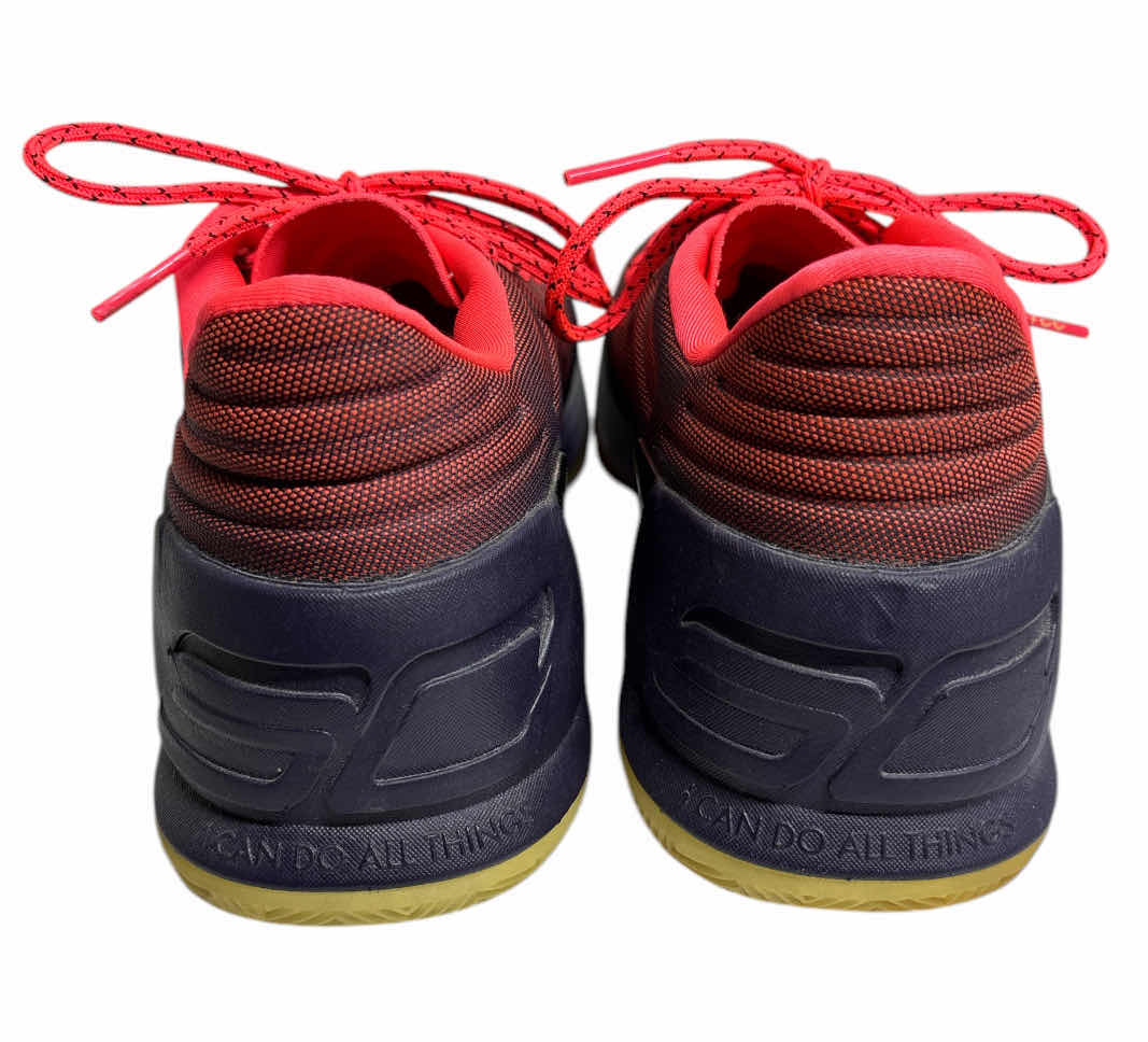 Photo 1 of MENS UNDER ARMOUR CURRY 3 LOW (SIZE 12.5)