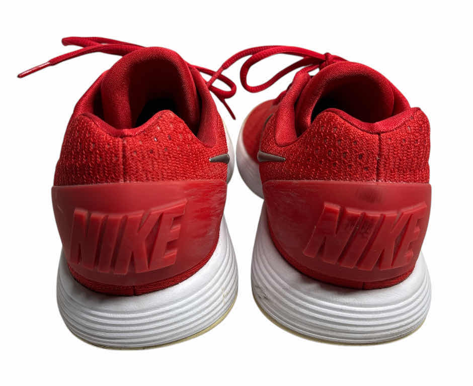 Photo 1 of MENS NIKE HYPERDUNK 2017 LOW (SIZE 13)