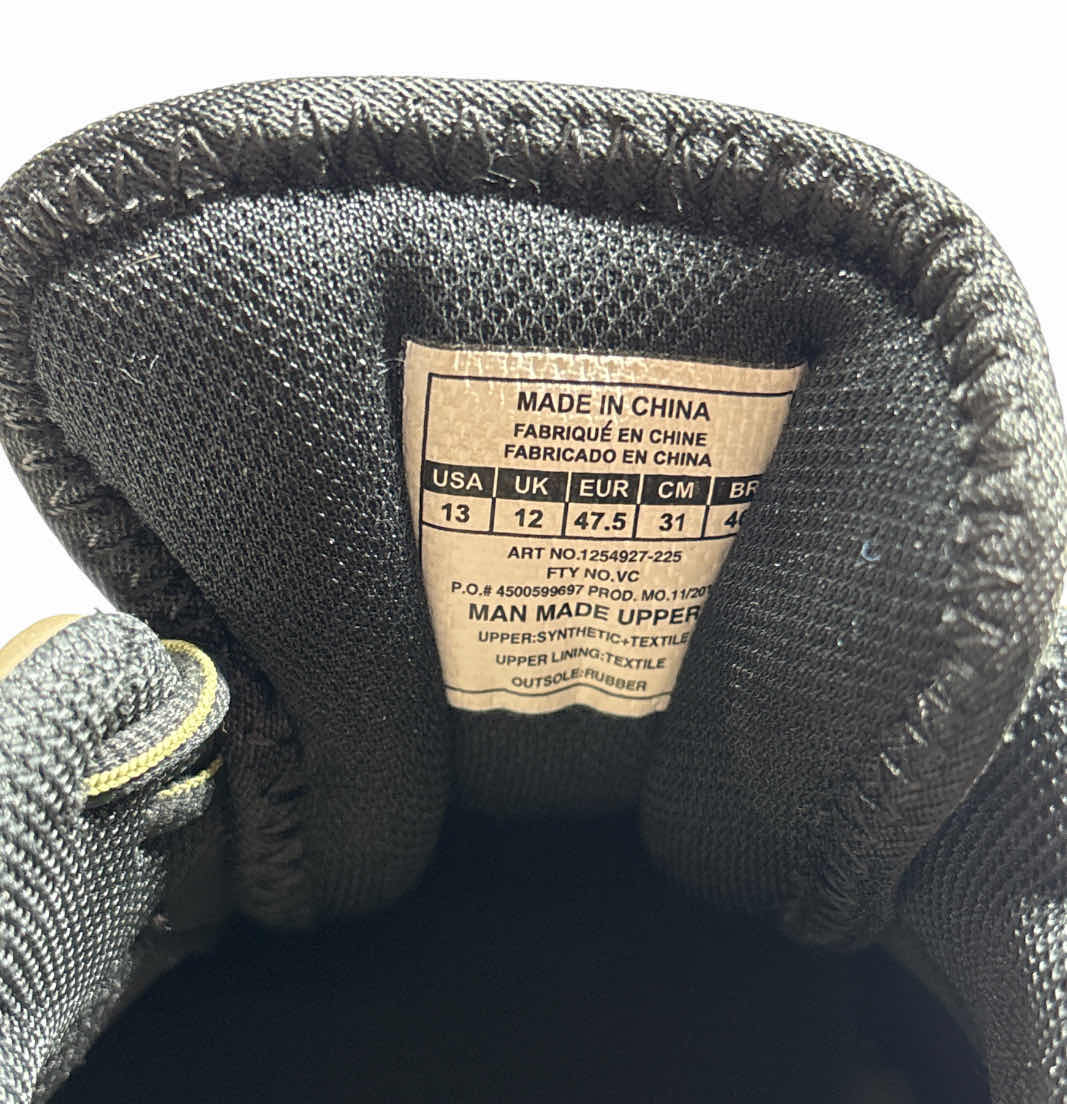 Photo 1 of MENS UNDER ARMOUR GLENROCK LOW HIKING BOOTS (SIZE 13)