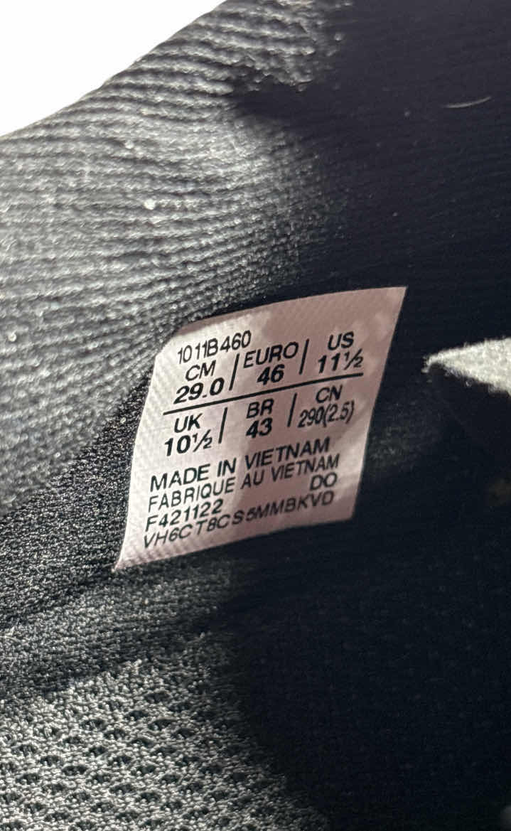 Photo 1 of MENS ASICS DYNABLAST 3 (SIZE 11.5)