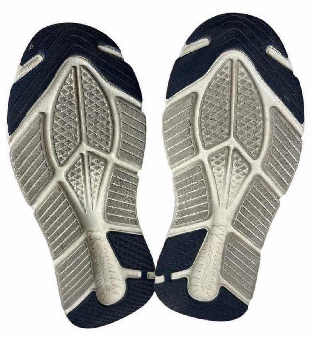 Photo 1 of MENS SKETCHERS MAX CUSHIONING ELITE (SIZE 12)