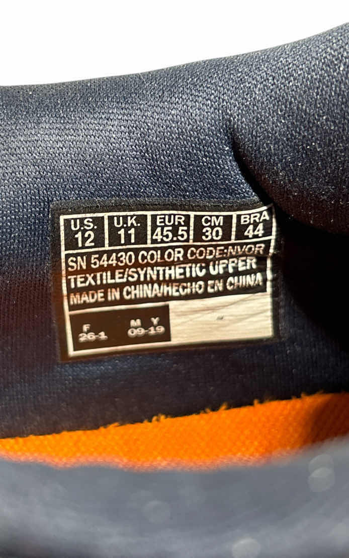 Photo 1 of MENS SKETCHERS MAX CUSHIONING ELITE (SIZE 12)