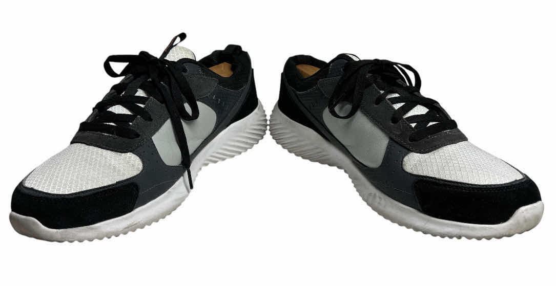 Photo 1 of MENS SKETCHERS BOUNDER COURTHALL (SIZE 12)