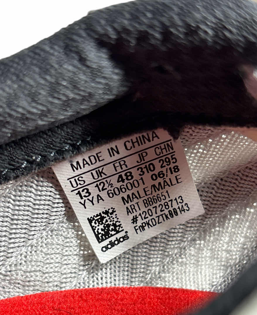 Photo 1 of MENS ADIDAS ADIZERO TEMPO 9 (SIZE 13)