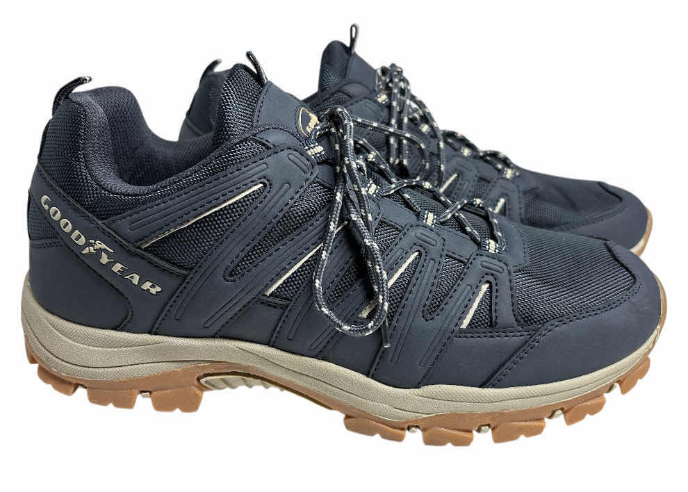 Photo 1 of NEW MENS GOODYEAR STRIKER-P HIKING BOOT (SIZE 13)