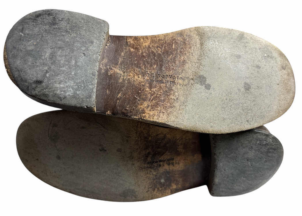 Photo 1 of MENS JOHN VARVATOS MERCER ZIPUP BOOTS (SIZE 11)