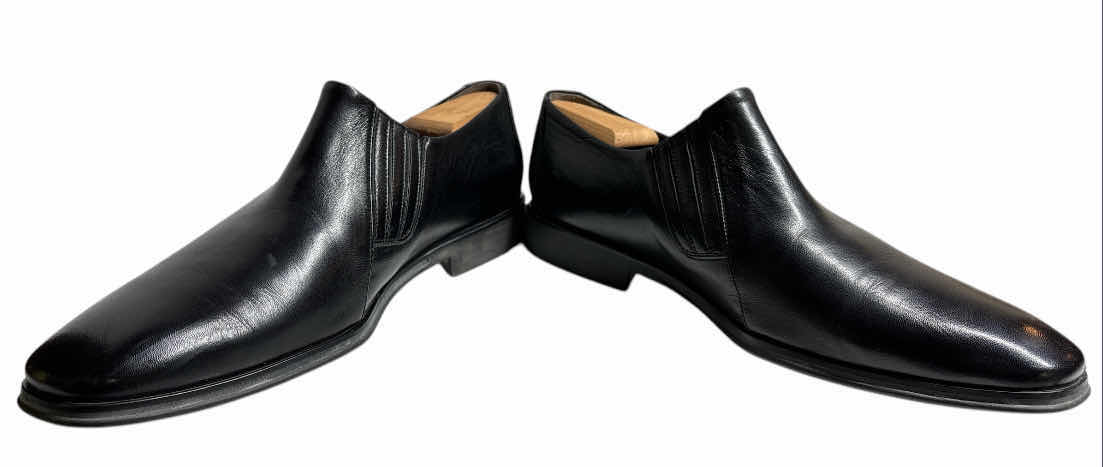 Photo 1 of MENS BRUNO MAGLI LUCIANO LEATHER LOAFER (SIZE 12)