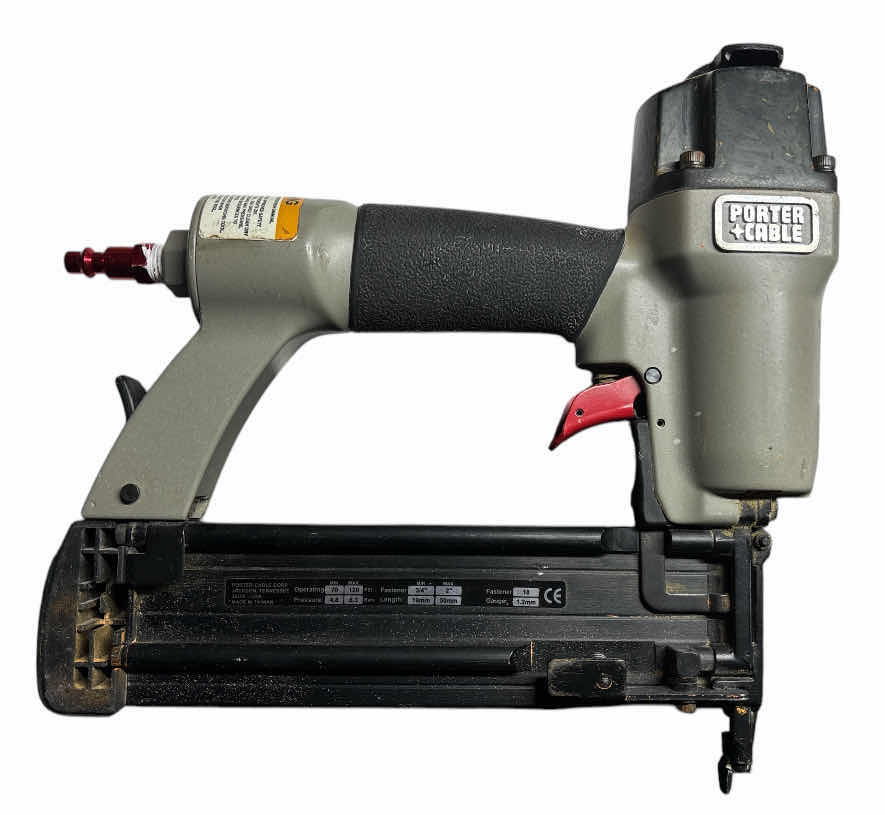 Photo 1 of PORTER CABLE 18 GAUGE BRAD NAILER W HARD CASE (BN200A)