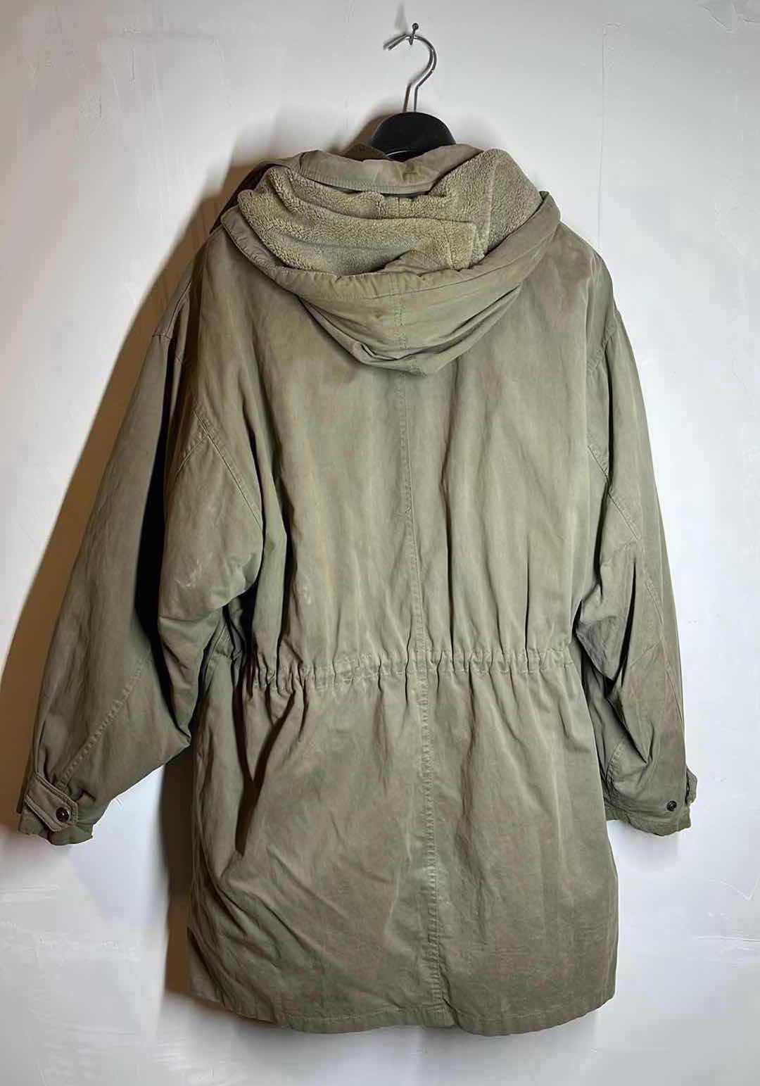 Photo 1 of GIORGIO ARMANI LE COLLEZIONI OLIVE GREEN DOUBLE LINER HOODED WINTER JACKET MENS SIZE 42