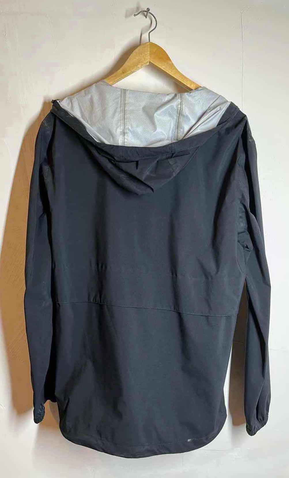 Photo 1 of ANDREW MARC NEW YORK BLACK HOODED WINDBREAKER JACKET MENS SIZE M
