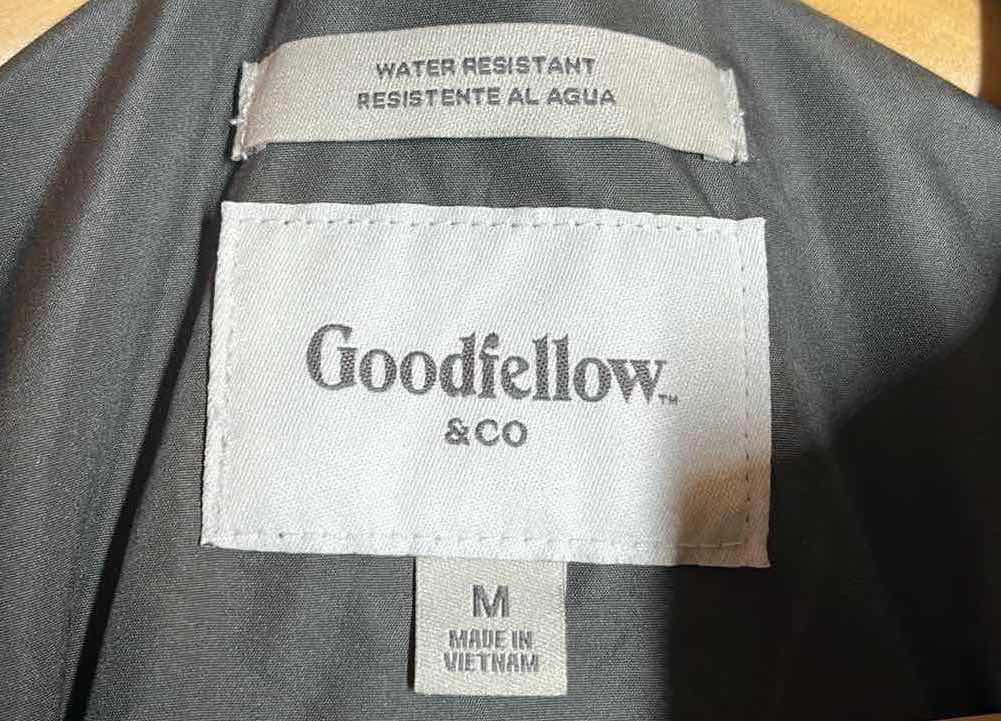 Photo 1 of GOODFELLOW GRAY HOODED WINDBREAKER JACKET MENS SIZE M