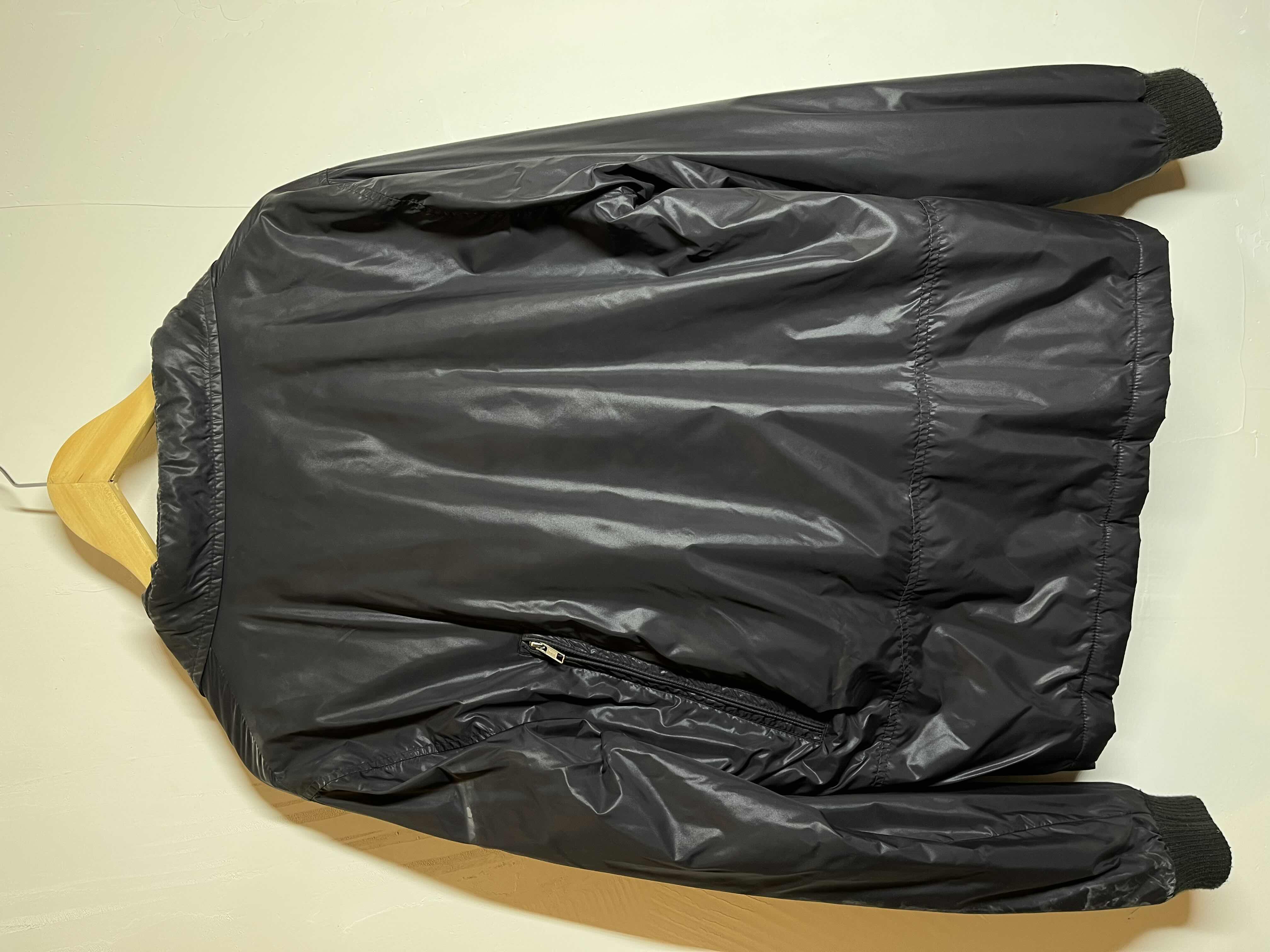 Photo 1 of EVER BLACK CARGO WINDBREAKER JACKET MENS SIZE M