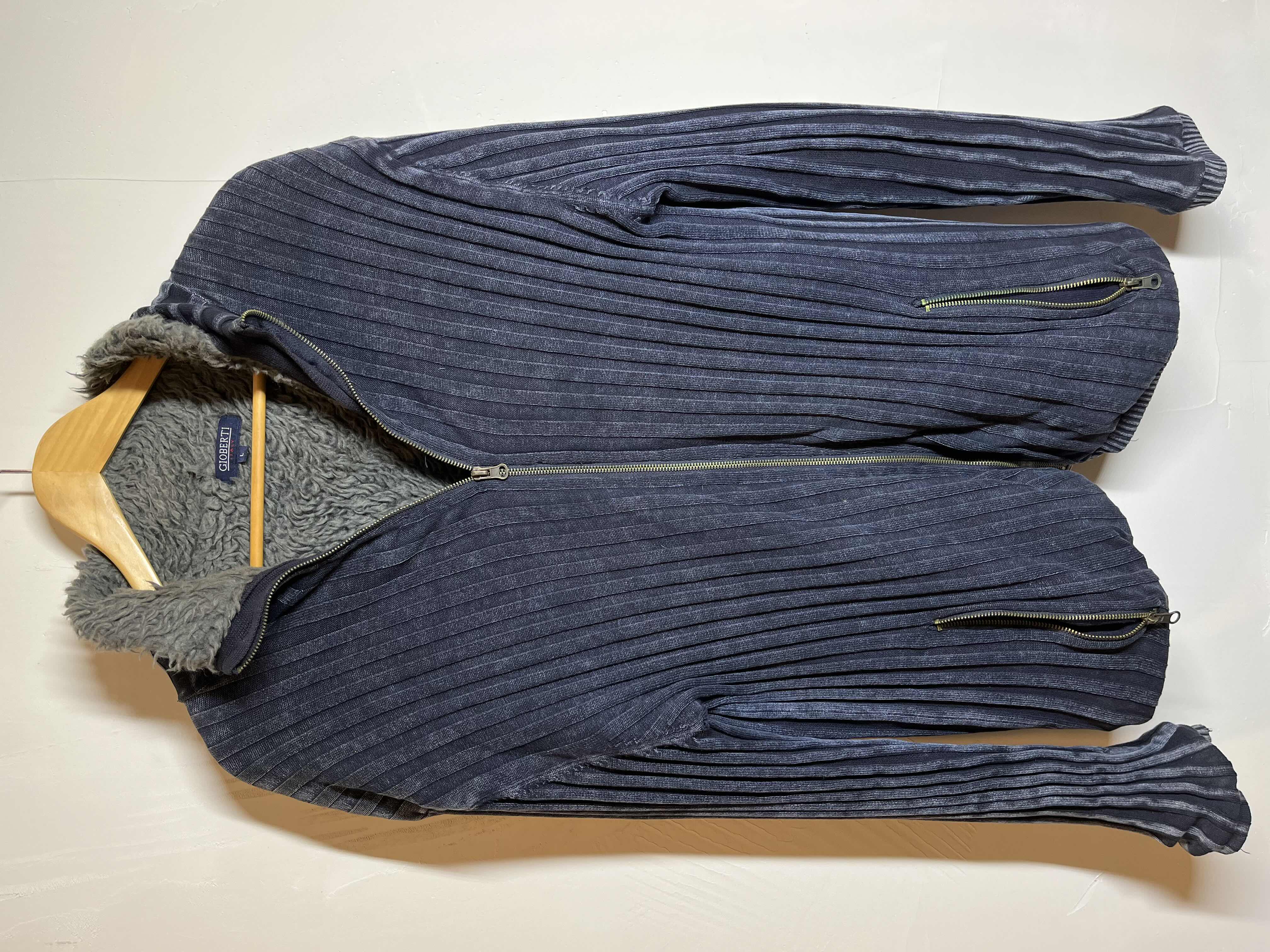 Photo 1 of GIOBERTI BLUE DENIM STYLE CORDUROY SWEATER MENS SIZE LG