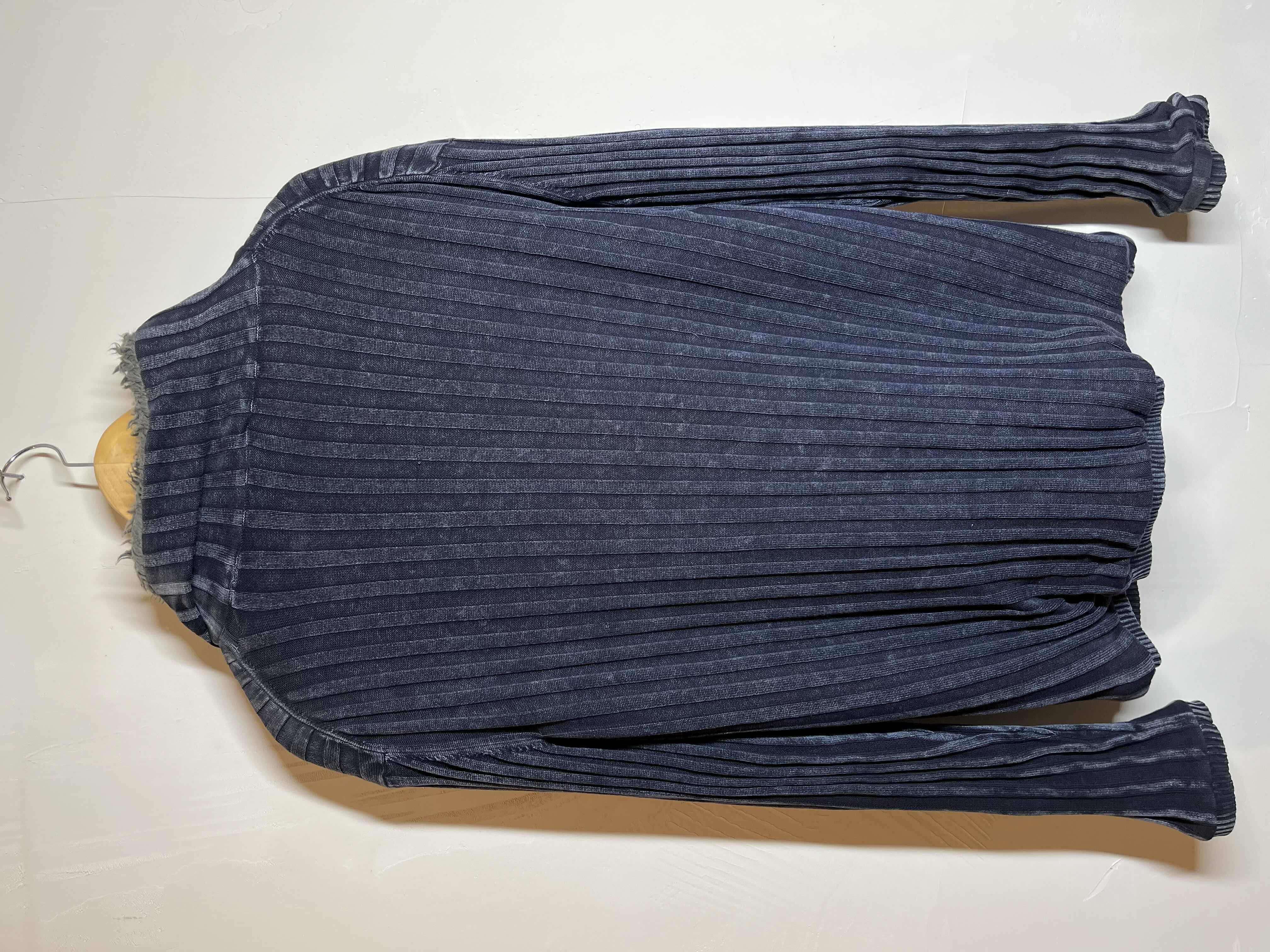 Photo 1 of GIOBERTI BLUE DENIM STYLE CORDUROY SWEATER MENS SIZE LG