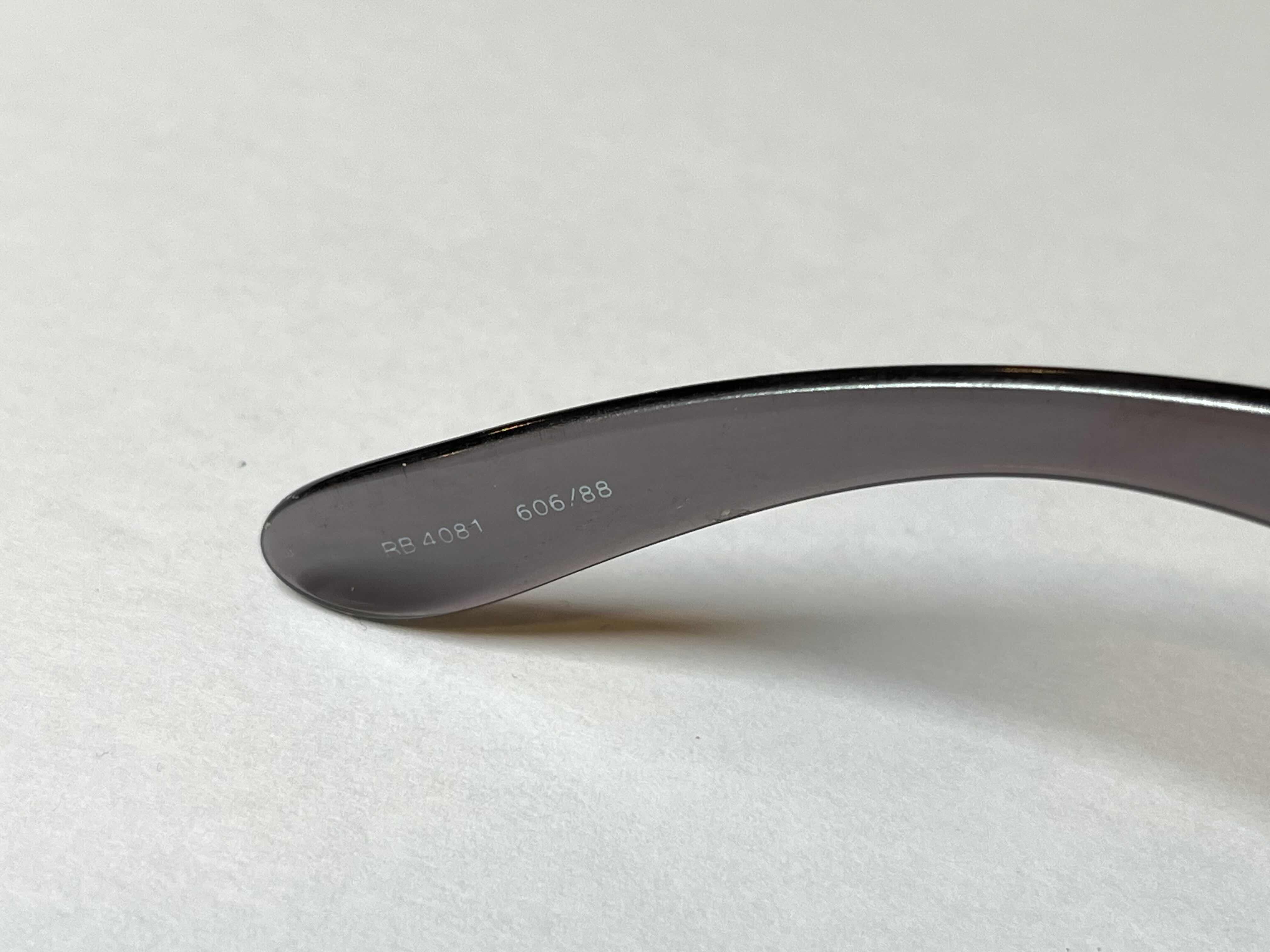 Photo 1 of RAY BAN MENS SUNGLASSES RB4081 W REVO CASE