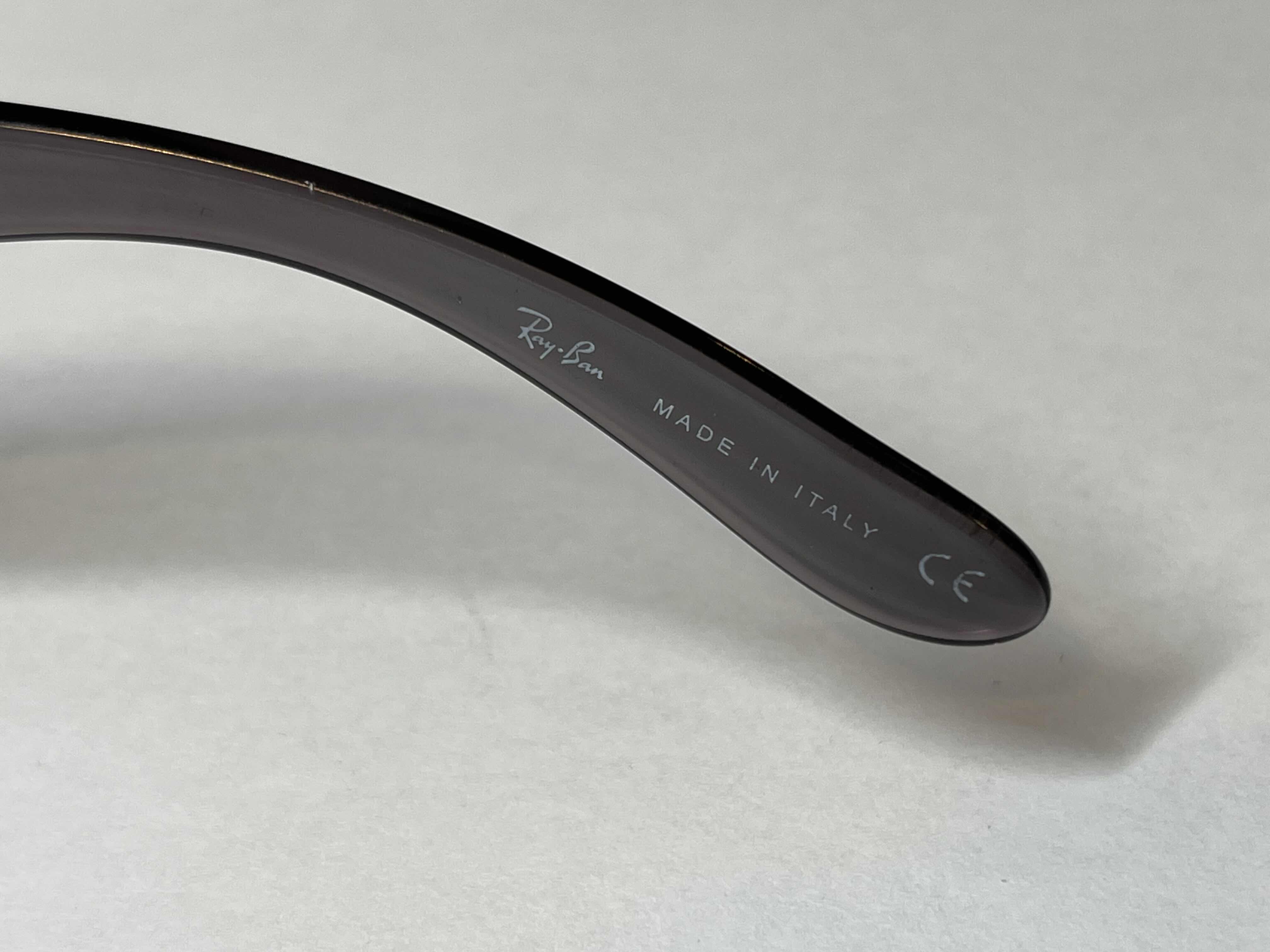 Photo 1 of RAY BAN MENS SUNGLASSES RB4081 W REVO CASE