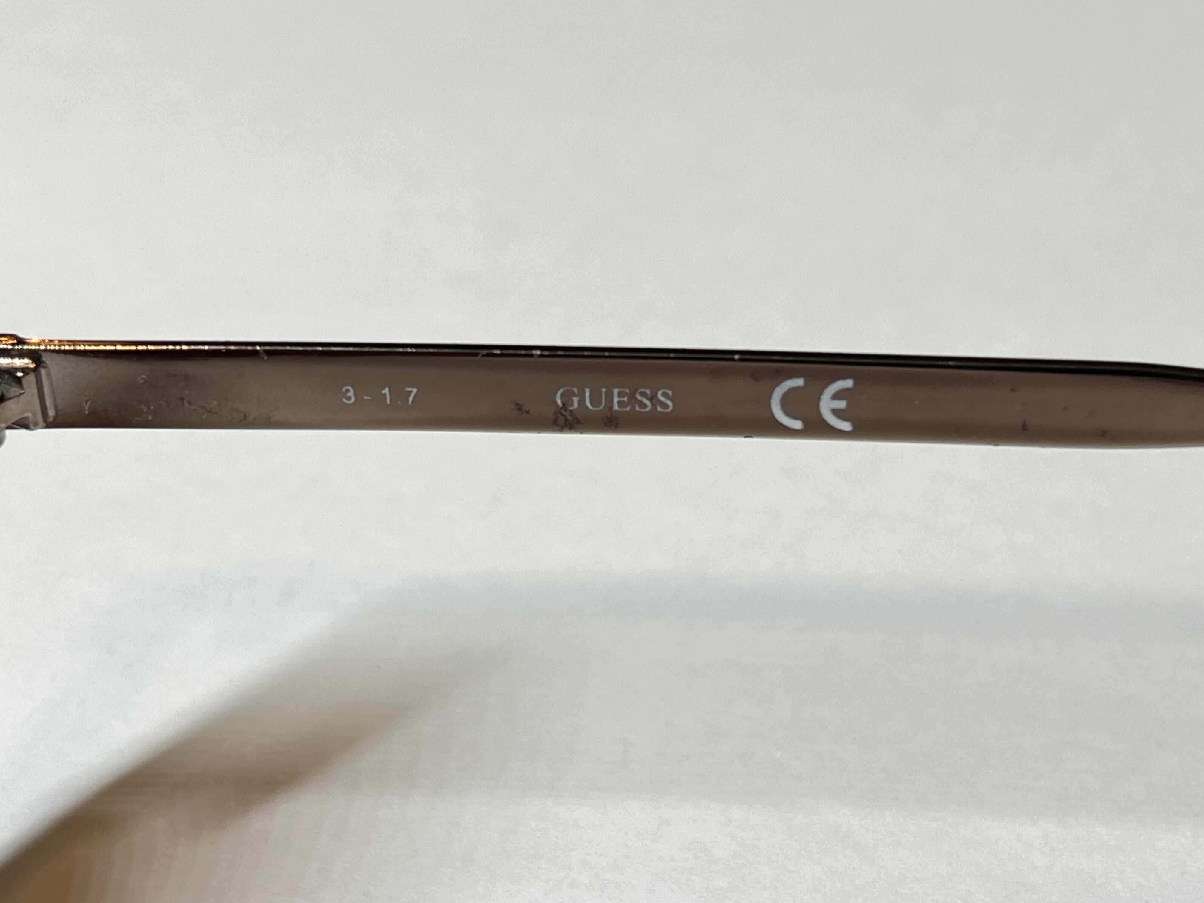 Photo 1 of GUESS AVIATOR UNISEX SUNGLASSES GU7501 W BOBBI BROWN CASE