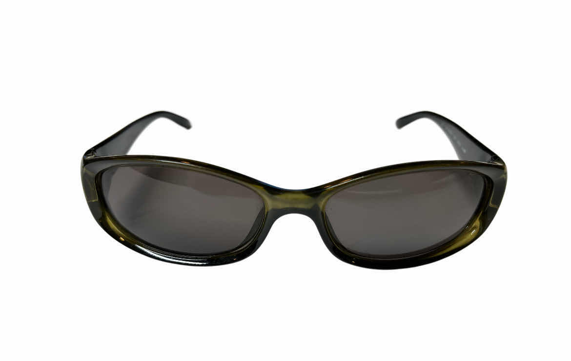 Photo 1 of GUCCI MENS SUNGLASSES W ORIGINAL CASE