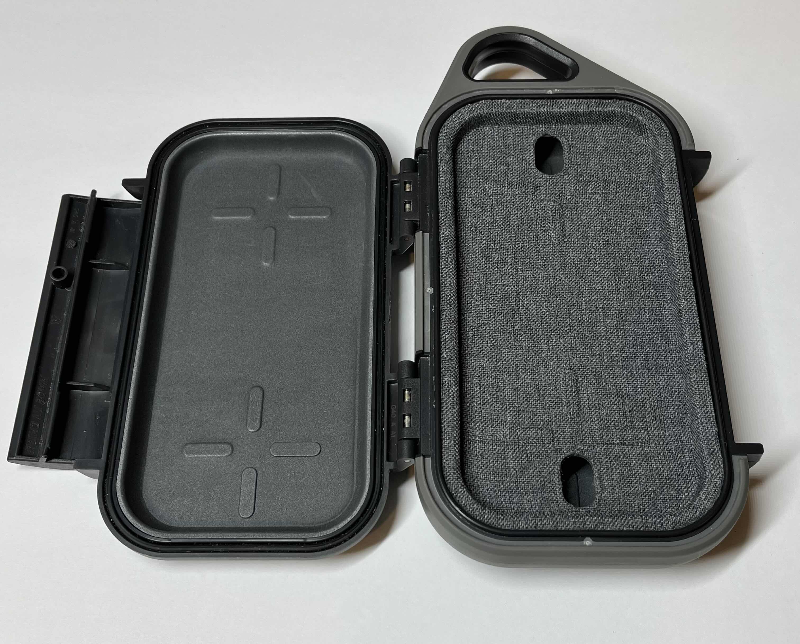Photo 1 of PELICAN CELLPHONE UTILITY HARD CASE MODEL GOG400-0000-DGRY