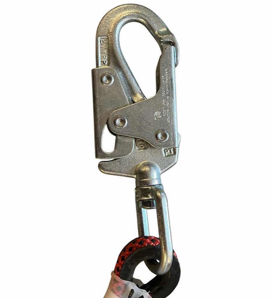 Photo 1 of SAFEWAZE 50’ LIFELINE ROPE W SNAP HOOK MODEL FS715-50