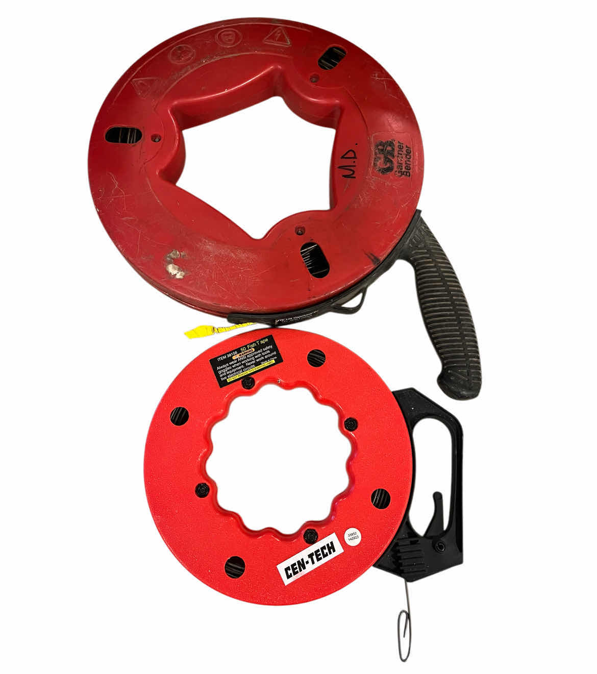 Photo 1 of GARDENER BENDER 125’ UPPER HAND & CEN-TECH 50’ STEEL FISH TAPE