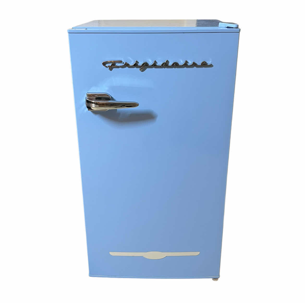 Photo 1 of FRIGIDAIRE RETRO STYLE SKY BLUE MINI REFRIGERATOR MODEL EFR376-B-BLUE-6COM