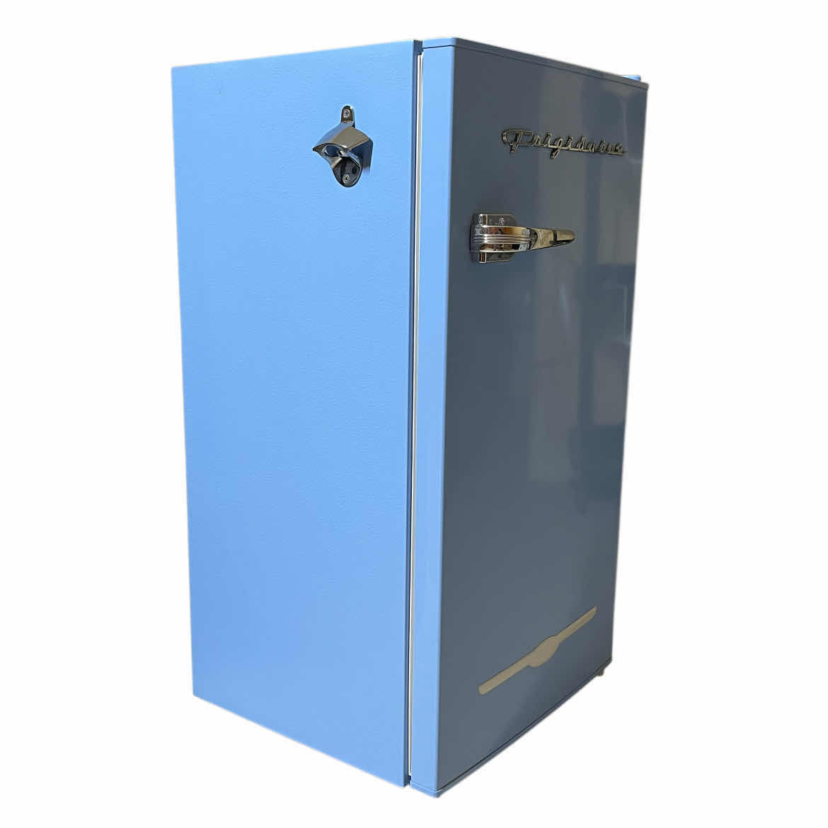Photo 2 of FRIGIDAIRE RETRO STYLE SKY BLUE MINI REFRIGERATOR MODEL EFR376-B-BLUE-6COM