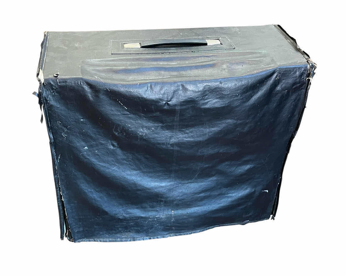 Photo 1 of POLYTONE 180WATT CUSTOM BASS AMP 101 W ORIGINAL COVER