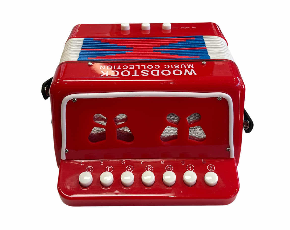 Photo 1 of WOODSTOCK MUSIC COLLECTION KIDS ACCORDION