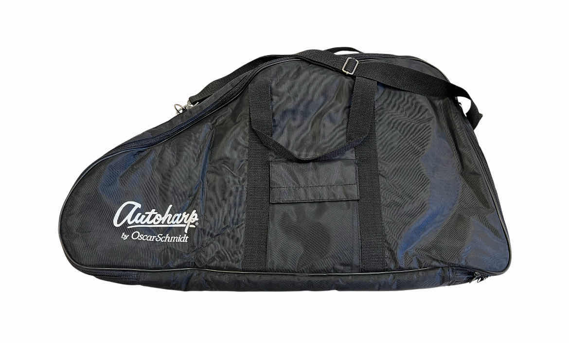 Photo 1 of OSCAR SCHMIDT AUTOHARP BLACK GIG BAG AC445