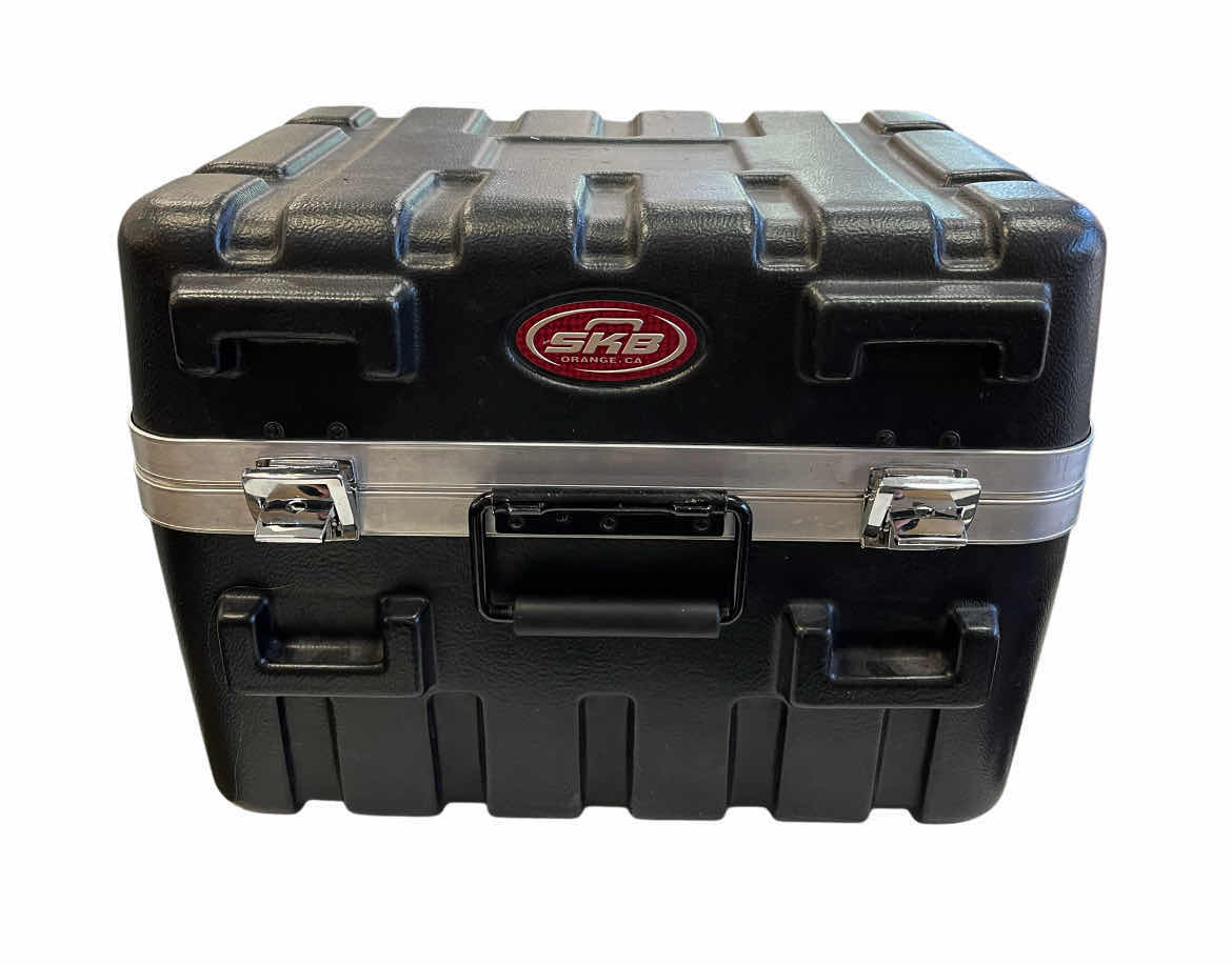 Photo 1 of SKB BLACK 12 SPACE MICROPHONE & ACCESSORY HARD CASE 18” X 14” H14”