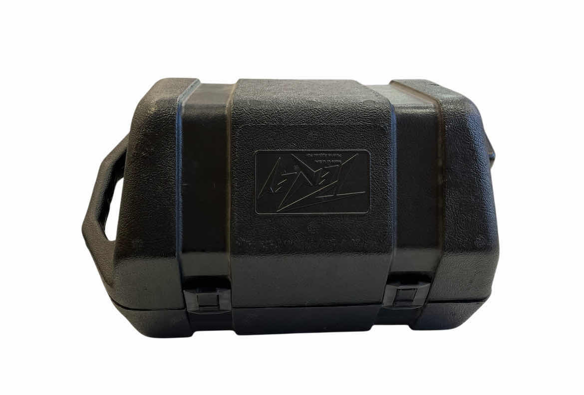 Photo 1 of PEAVEY MINI PASSIVE STAGE MONITORS BUILT-IN HARD CASE